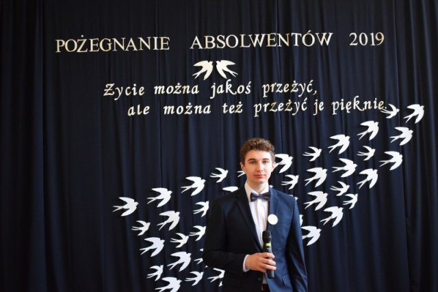POŻEGNANIE ABSOLWENTÓW 2019